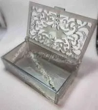 Portagioie rettangolare in resina