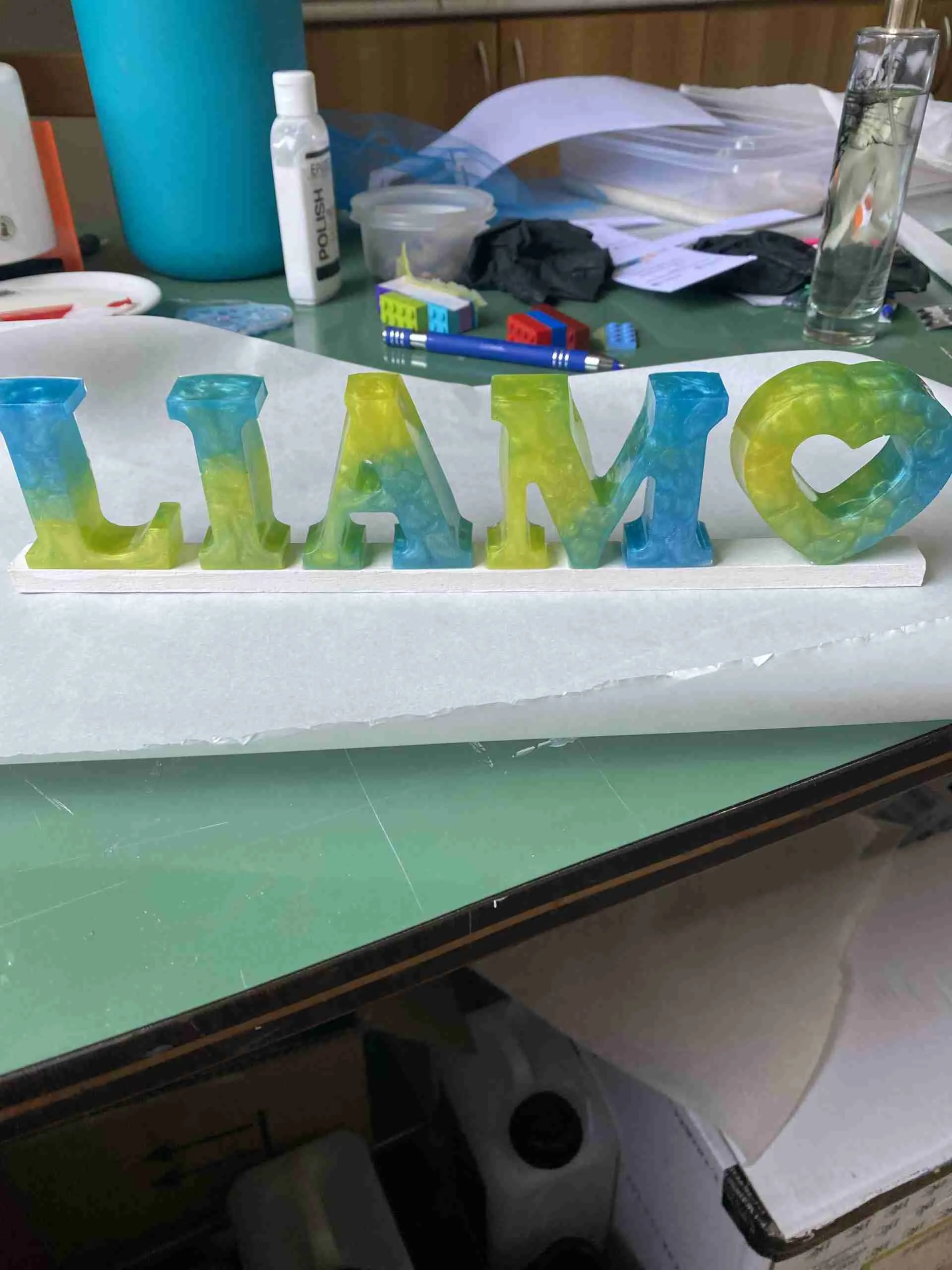 Iniziali o nome in resina - immagine 5