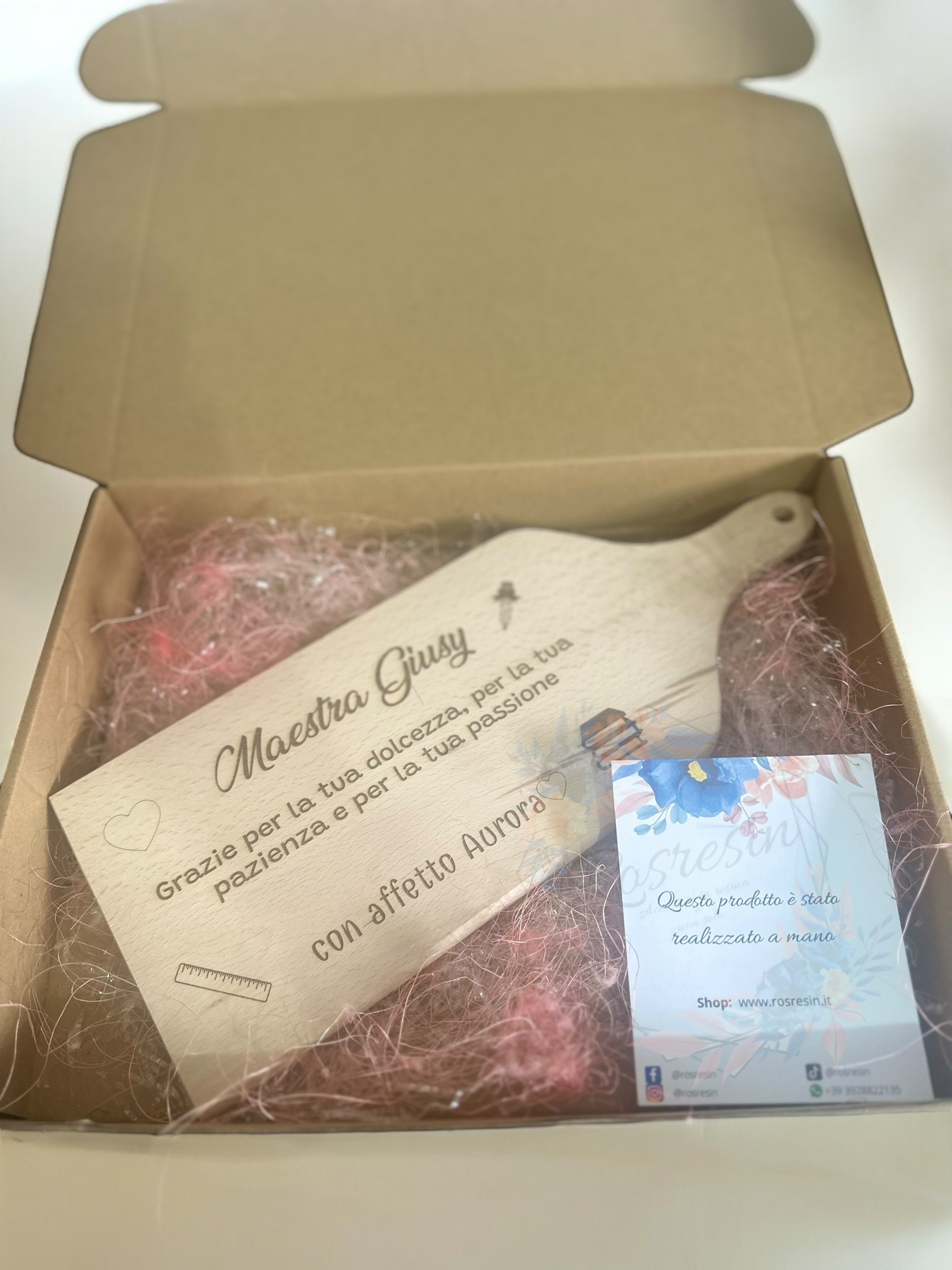 Tagliere con manico in faggio personalizzabile - immagine 3